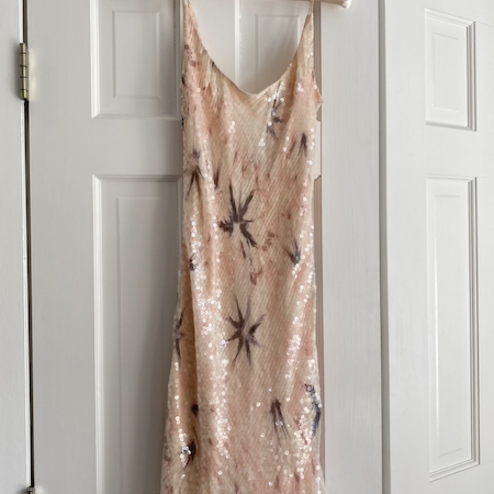 Gorgeous Carmen Marc Valvo Collection dress